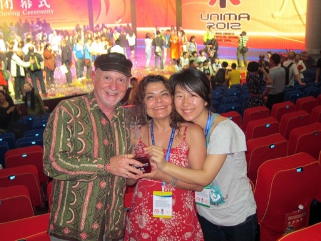 <!--:en-->Puppetry News – Gary Friedman’s online magazine<!--:-->