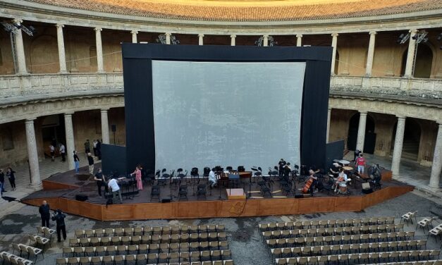 Musical-puppet celebration in Granada: Centenary of The Retablo de Maese Pedro. Performance in the Palace of Carlos V at the Alhambra with Etcétera Theatre and the Orchestra of the City of Granada