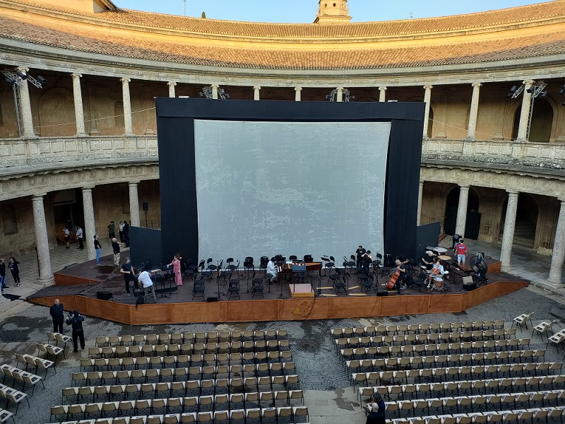 Musical-puppet celebration in Granada: Centenary of The Retablo de Maese Pedro. Performance in the Palace of Carlos V at the Alhambra with Etcétera Theatre and the Orchestra of the City of Granada